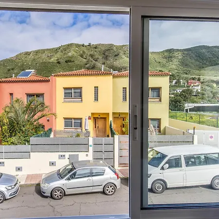 Apartamento Cozy With Mountain Views In *